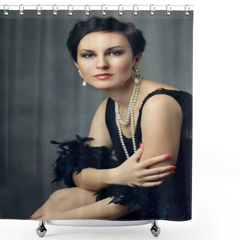 Personality  Retro Flapper Woman Shower Curtains