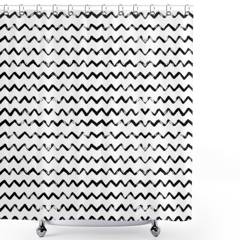 Personality  Hand Drawn Vector Seamless Pattern With Zigzag Stripes.  Shower Curtains