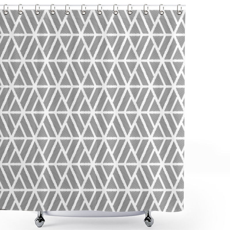 Personality  Design Seamless Monochrome Diamond Geometric Pattern Shower Curtains