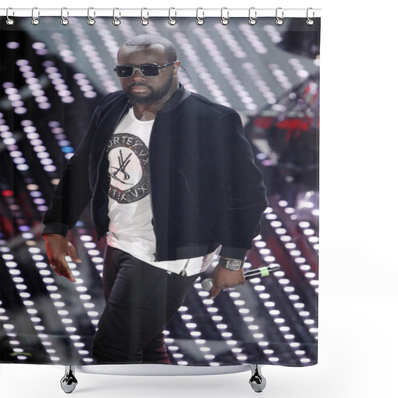 Personality  Singer Maitre Gims Shower Curtains