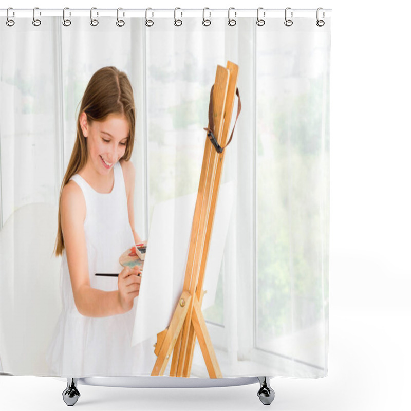 Personality  Pretty Girl With Brush In Hand Shower Curtains