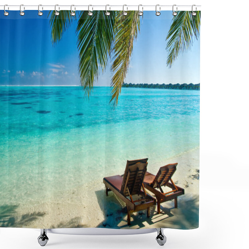 Personality  Canvas Chairs On Tropical Beach Shower Curtains