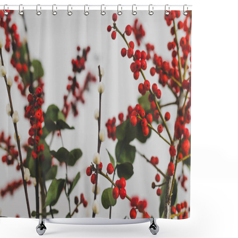 Personality  Christmas Themed Bunch Of Flowers With Eucalyptus Red Holly Berries And Cotton On White Background Shower Curtains