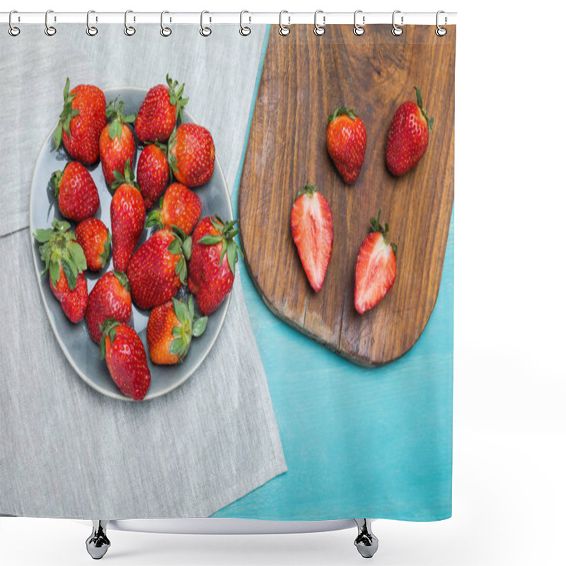 Personality  Fresh Red Strawberries   Shower Curtains