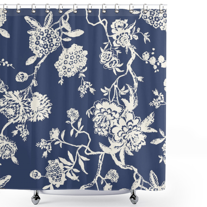 Personality  Vector Seamless Pattern With Hand - Drawn Flowers, Leaves, Berries, Berries, Branches. Shower Curtains