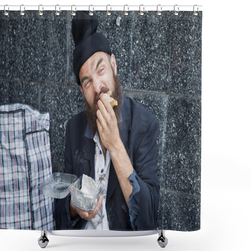 Personality  Desperate Vagrant Eating Shower Curtains