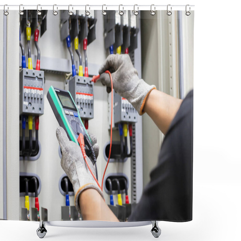 Personality  Electrical Engineer Tests The Operation Of The Electric Control Cabinet On A Regular Basis For Maintenance. Shower Curtains