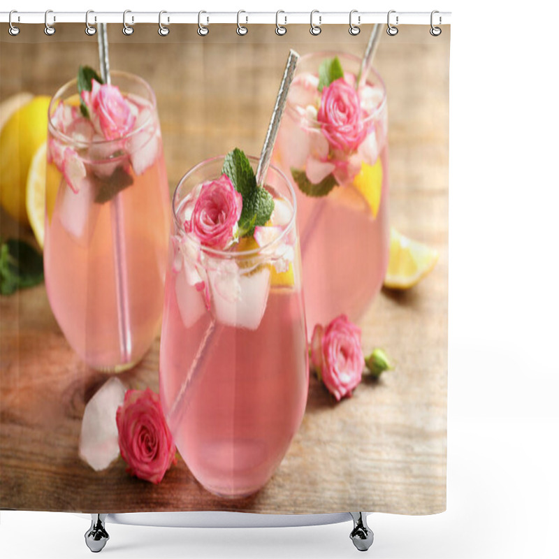 Personality  Delicious Refreshing Drink With Rose Flowers And Lemon Slices On Wooden Table, Closeup Shower Curtains