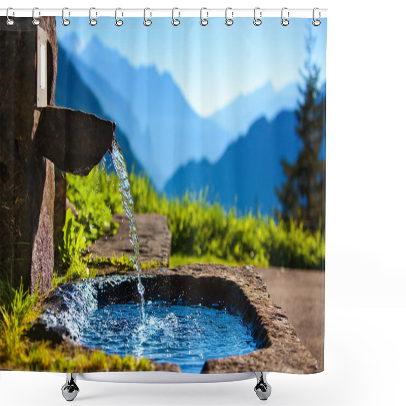 Personality  Water Spring Shower Curtains