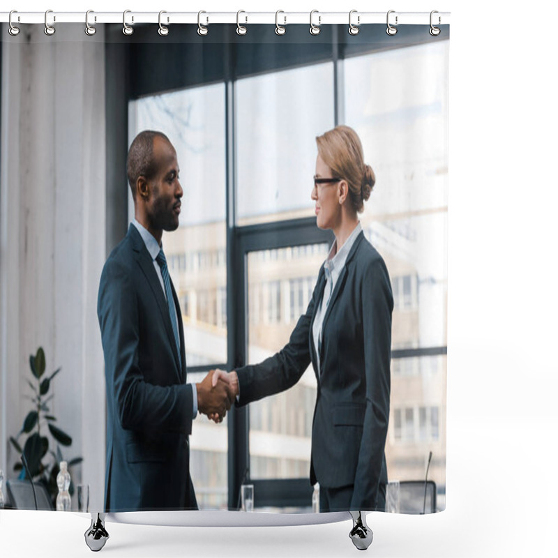 Personality  Side View Of Attractive Businesswoman Shaking Hands With African American Businessman  Shower Curtains