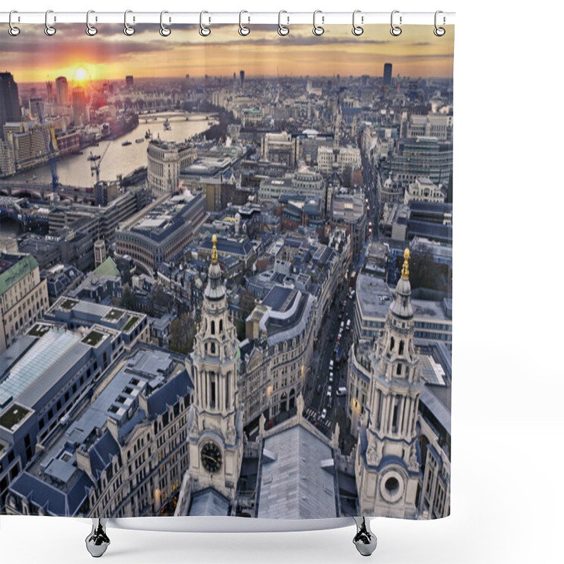 Personality  City Of London Shower Curtains