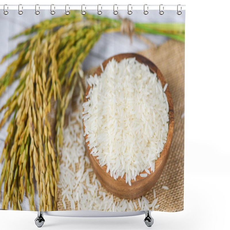 Personality  Raw Jasmine Rice Grain With Ear Of Paddy Agricultural Products F Shower Curtains