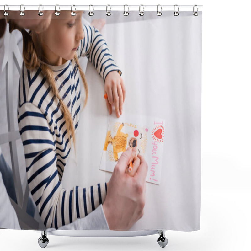 Personality  Girl Drawing Greeting Card With I Love You Mum Lettering  Near Father On Blurred Foreground Shower Curtains