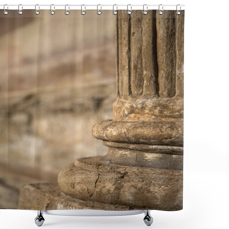 Personality  Old Pillar Shower Curtains