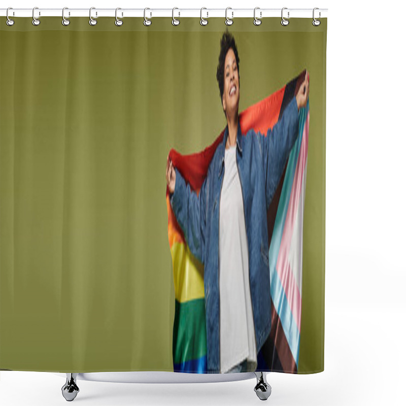 Personality  Stylish Woman Proudly Display A Rainbow Flag On Green Backdrop. Shower Curtains