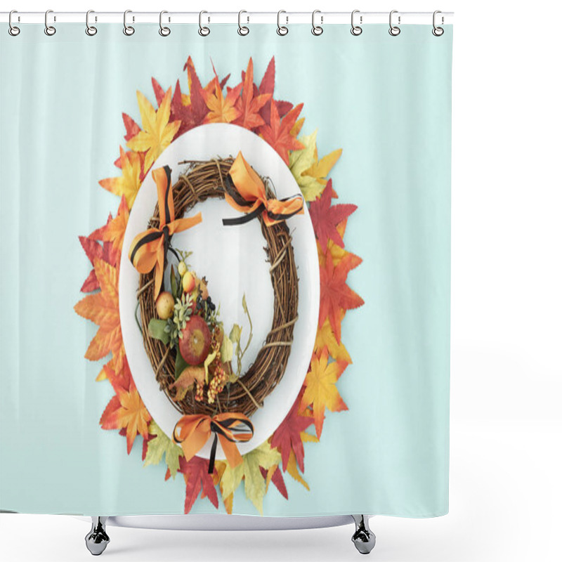 Personality  Dish With Wreaths And Autumn Leaves Decorative Shower Curtains