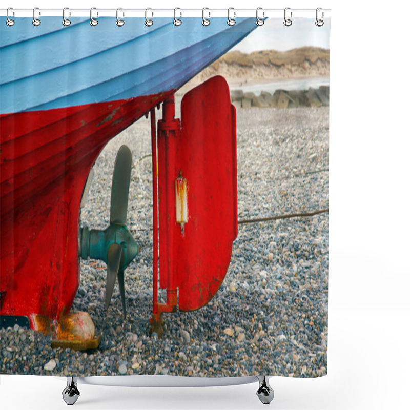 Personality  Ship Propeller And Rudder Shower Curtains