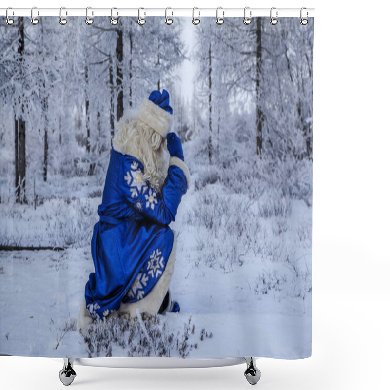 Personality  Christmas Theme, Sales, Happy  Santa Claus In A Snowy Forest, Santa On The Background Of A Winter Forest, Santa Is Sitting In The Snow, Remembers, I Forgot About The Bag With Gifts. Shower Curtains