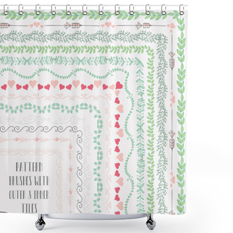 Personality  Vector Pattern Brushes With Outer And Inner Tiles Shower Curtains