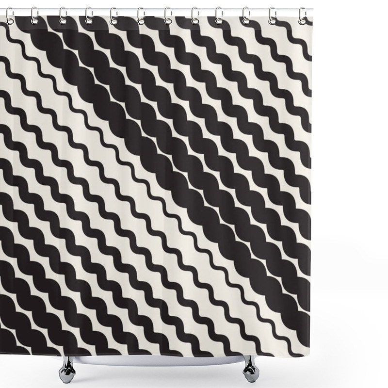 Personality  Vector Seamless Black And White Rounded Wavy Parallel Diagonal ZigZag Lines Halftone Pattern Shower Curtains