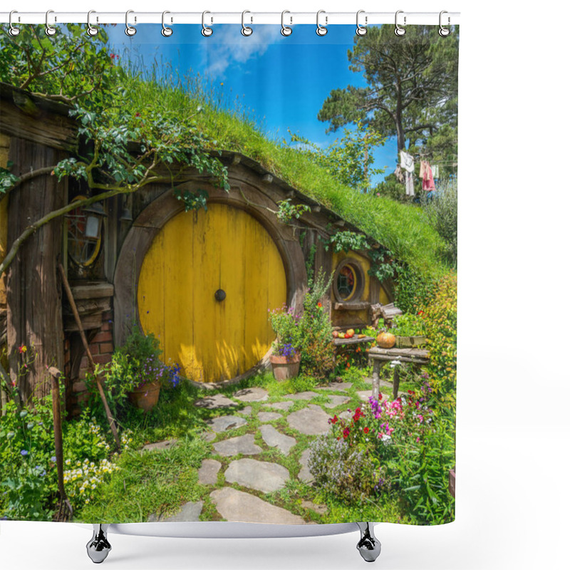 Personality  Hobbiton Movie Set For 