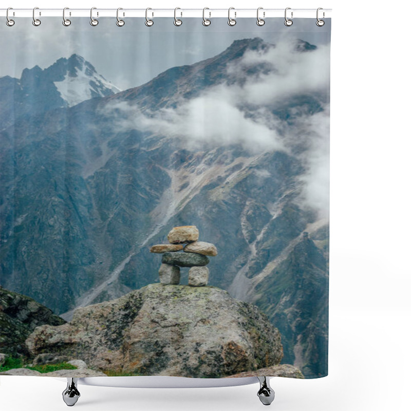 Personality  Stones Shower Curtains