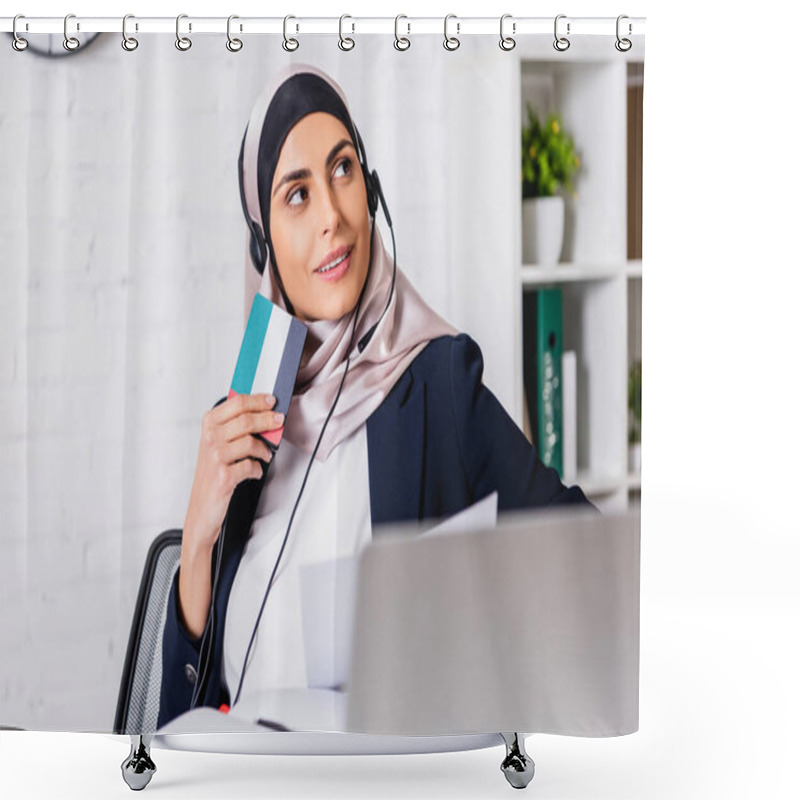 Personality  Smiling Arabian Interpreter In Headphones Holding Digital Translator With Uae Flag Symbol, Blurred Foreground Shower Curtains