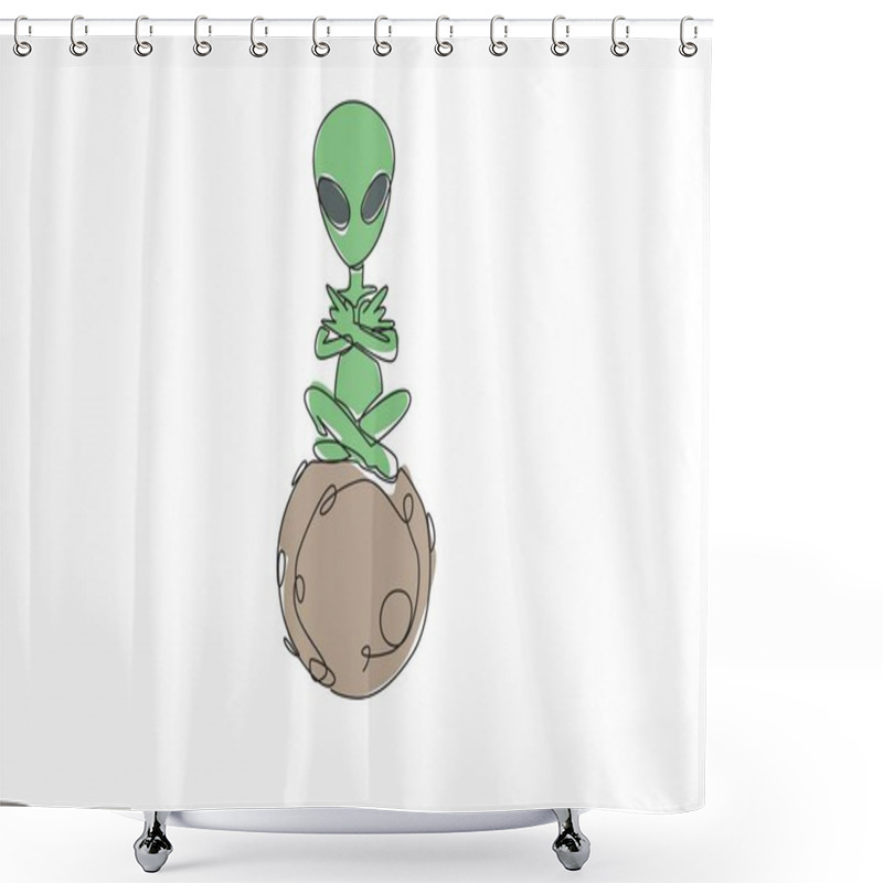 Personality  Single One Line Drawing Aliens Sitting On The Moon. Telepathic Movements. Talking From The Heart With Other Extraterrestrials. Looking Wider. Alien Day. Continuous Line Design Graphic Illustration Shower Curtains