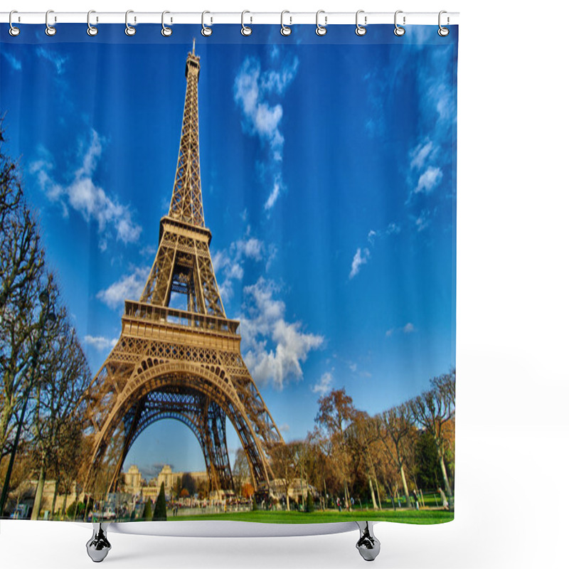 Personality  La Tour Eiffel - Beautiful Winter Day In Paris, Eiffel Tower Shower Curtains