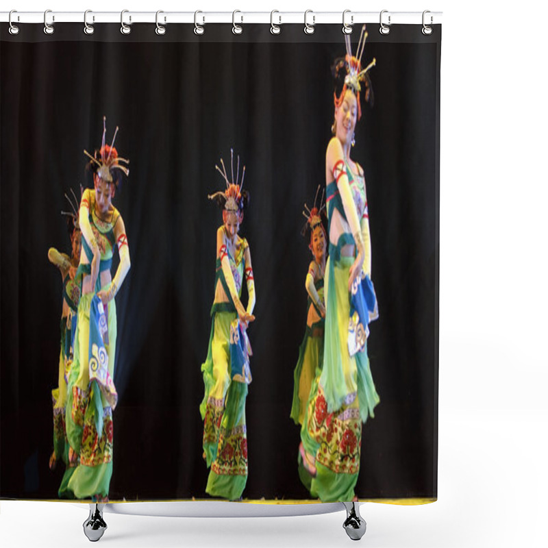 Personality  Chinese Yi Ethnic Dancers Shower Curtains