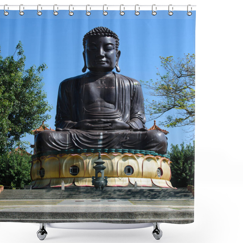 Personality  Giant Buddha Statue In Changhua Of Bagua Mountain Shower Curtains