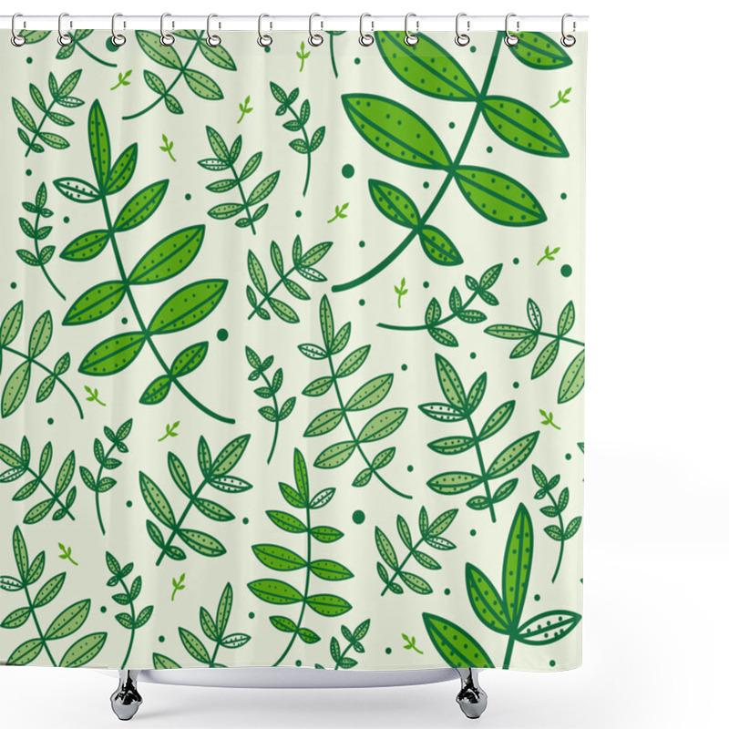 Personality  Seamless Pattern With Green Leaves Shower Curtains