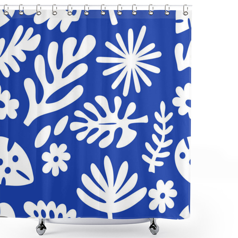 Personality  Tremdy Pattern  Background With Abstract Floral And Leaf Patterns Shower Curtains