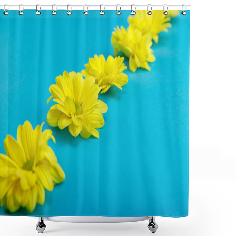 Personality  Beautiful Yellow Flowers Shower Curtains