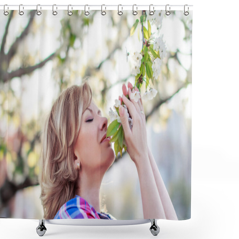 Personality  Beautiful Blonde Woman At Spring Shower Curtains