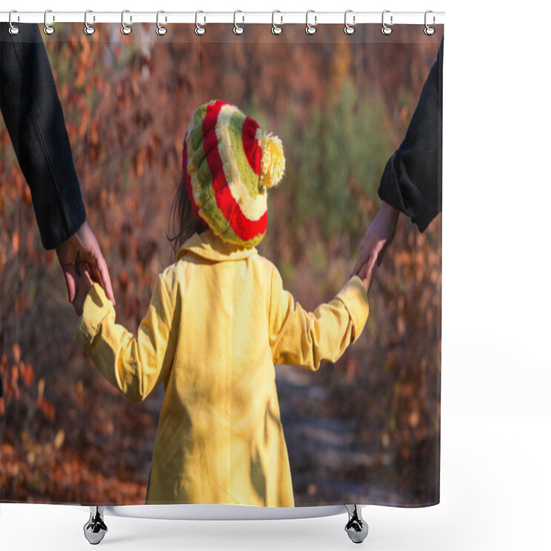 Personality  Parents Holding Hands Of Little Baby Daughter In Park Shower Curtains