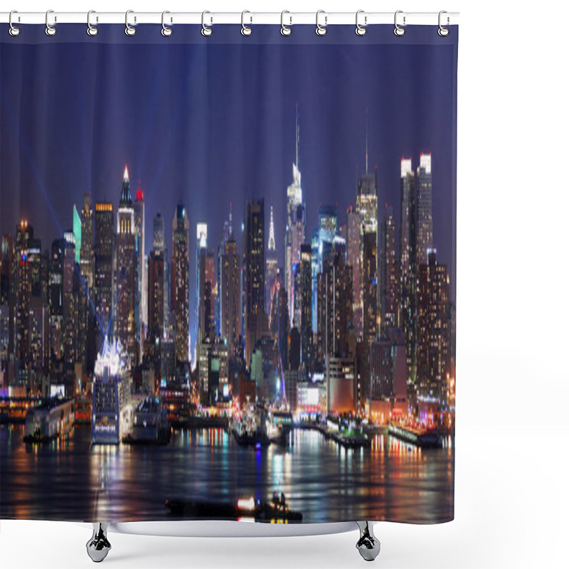 Personality  Modern City Night Scene. Shower Curtains