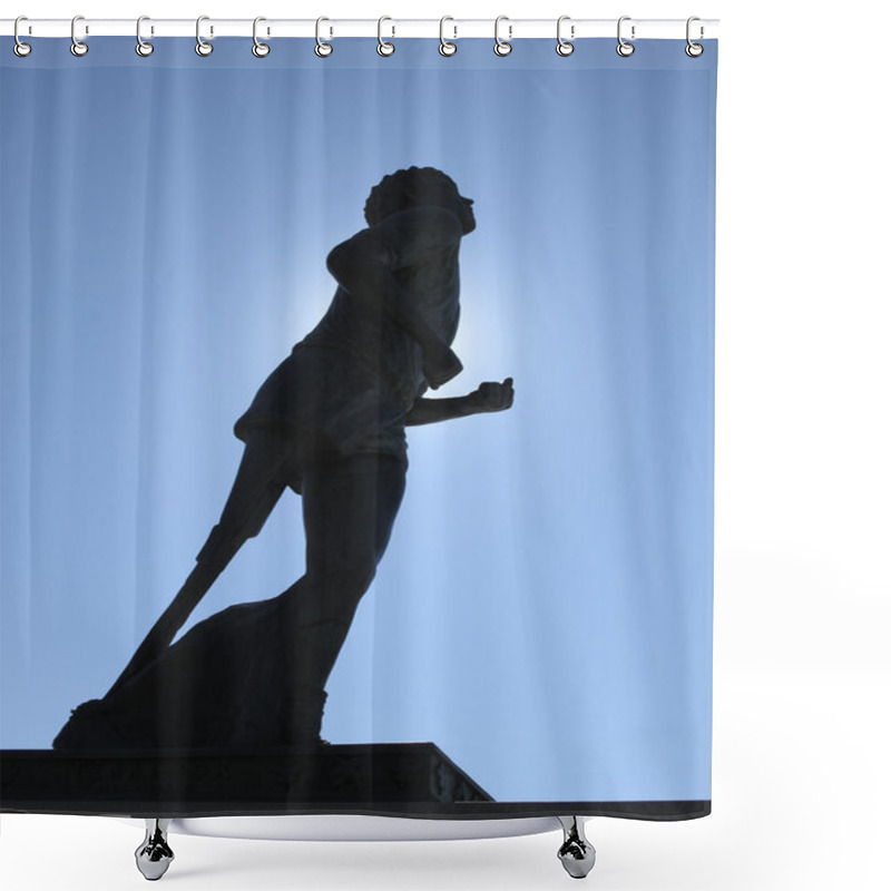 Personality  Silhouette Of Terry Fox Thunderbay Shower Curtains