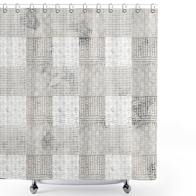 Personality  Geometry Modern Repeat Pattern With Textures Shower Curtains