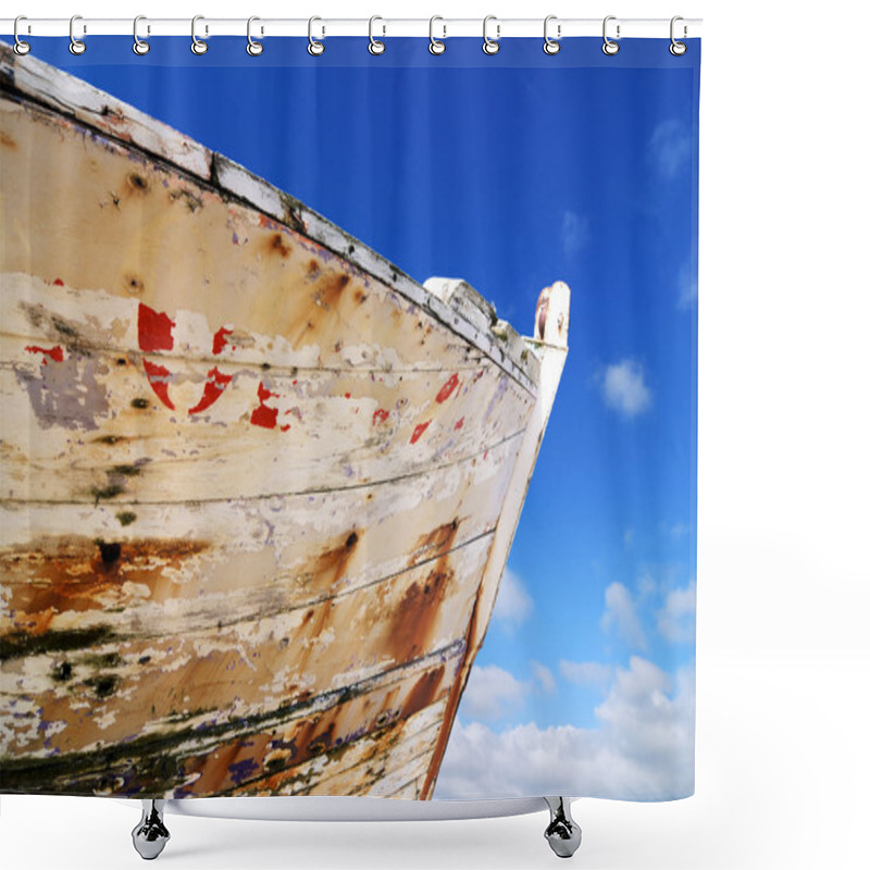 Personality  Rusty Prow On The Beach Shower Curtains