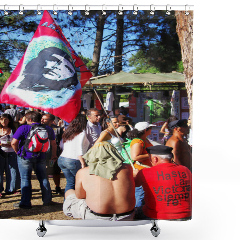 Personality  SEIXAL,PORTUGAL-SEPT 7 - Protesters With Flag Che Guevara During Shower Curtains