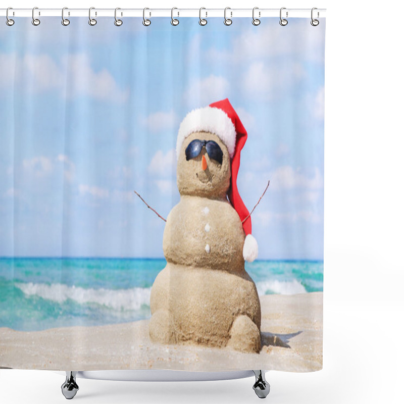 Personality  Smiling Sandy Snowman In Red Santa Hat On The Sea Beach. Shower Curtains