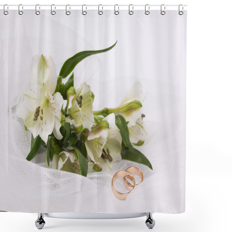 Personality  Beautiful White Flowers On A White Veil Shower Curtains