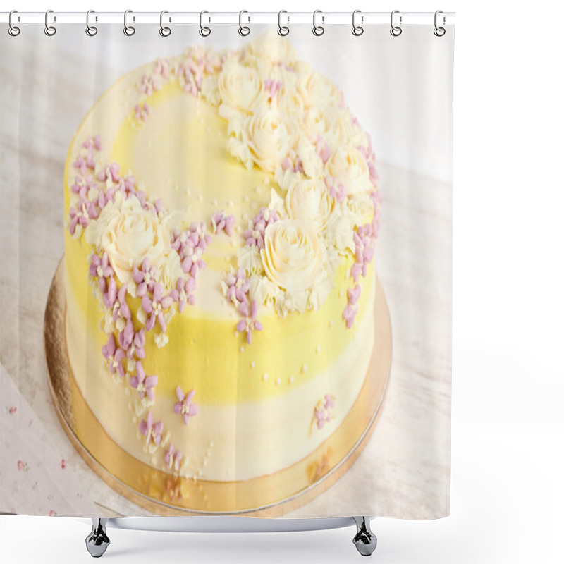 Personality  Yellow Cake With Cream Flowers Shower Curtains