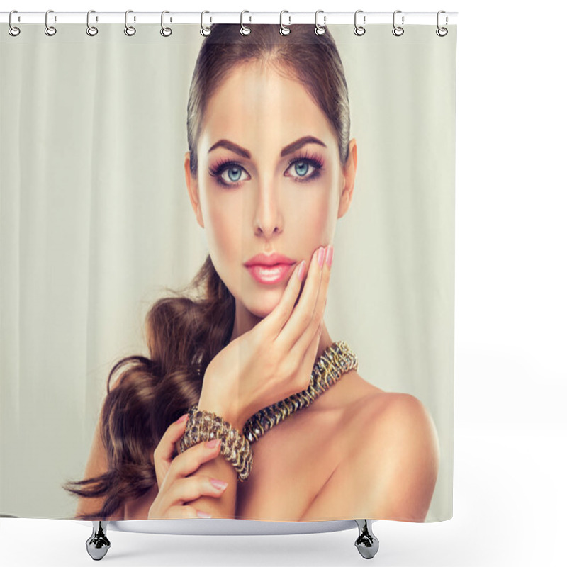 Personality  Fashion Woman With Jewelry Set Shower Curtains