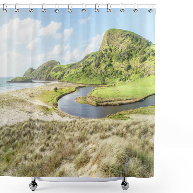 Personality  Spirits Bay Shower Curtains