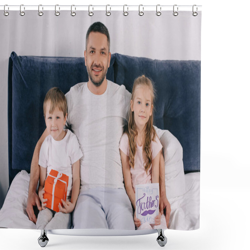 Personality  Happy Man Embracing Adorable Son And Daughter Holding Gift Box And Fathers Day Greeting Card  Shower Curtains