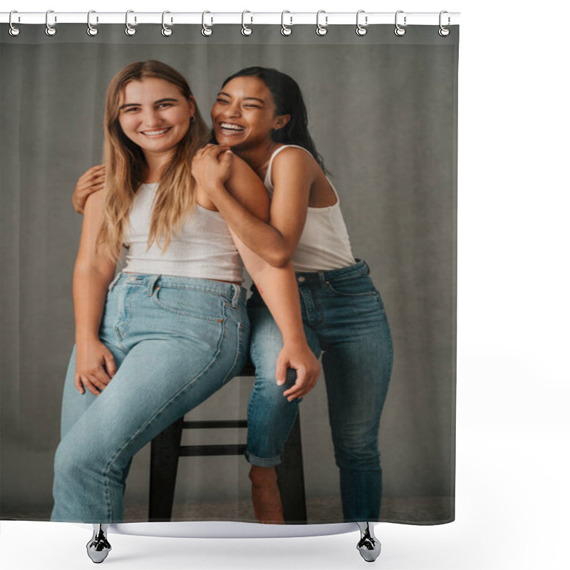 Personality  Close Up Of Two Female Friends Embracing And Smiling And Sharing A Stool In The Studio . High Quality Photo Shower Curtains