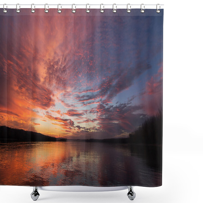 Personality  Dramatic Sunset Sky Reflection Shower Curtains