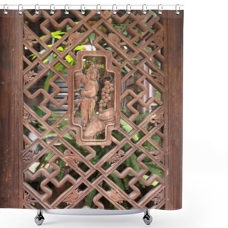 Personality  Old Chinese Wooden Lattice Window Shower Curtains